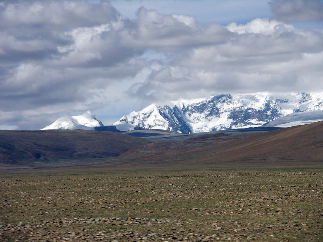 Tibet Kailash 03 Nyalam to Peiku Tso 05 Shishapangma From Just before Checkpoint 